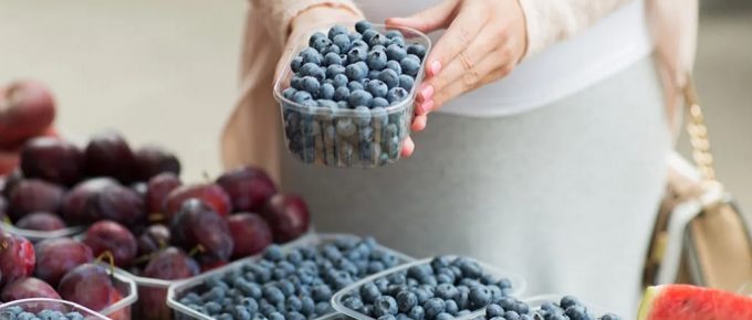 The Benefits of Eating Blueberries During Pregnancy